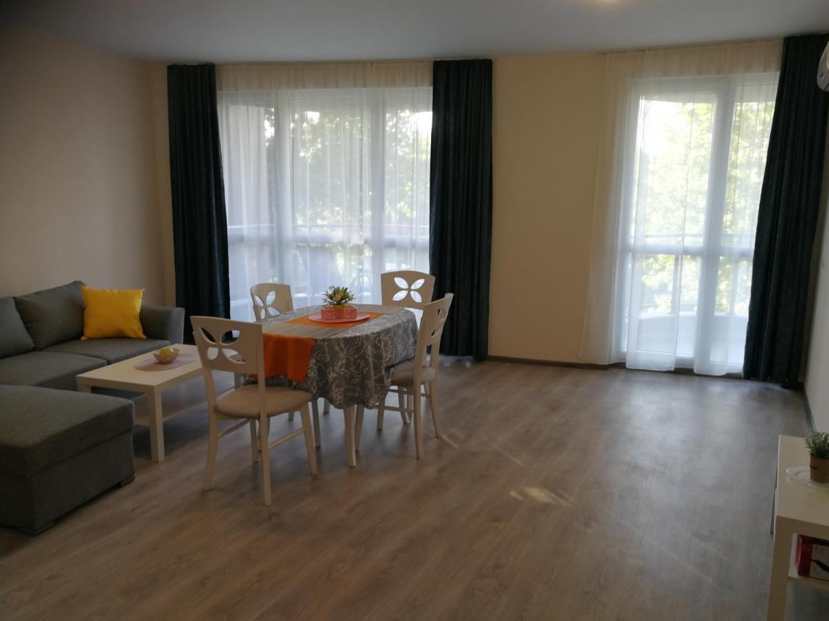 פרימורסקו Donchevi Apartments מראה חיצוני תמונה
