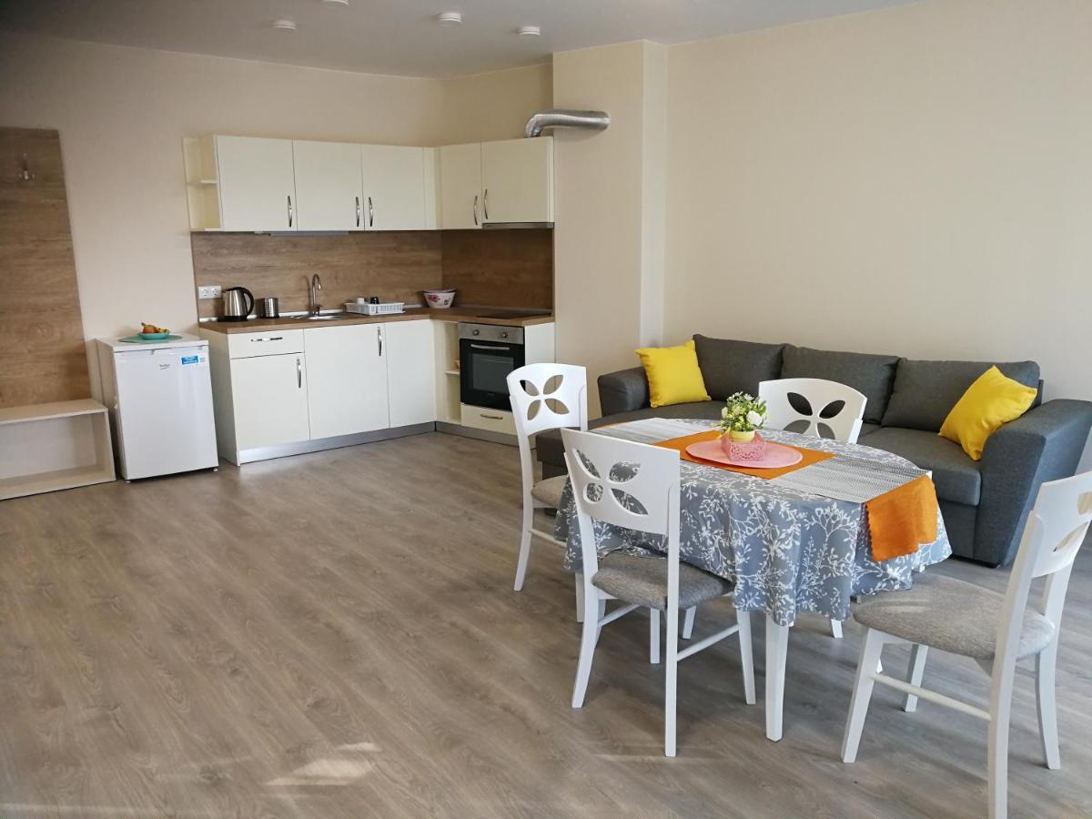 פרימורסקו Donchevi Apartments מראה חיצוני תמונה