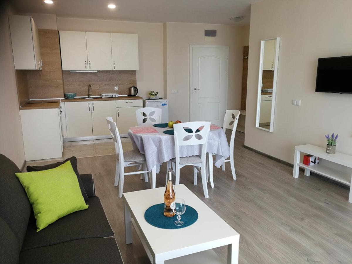 פרימורסקו Donchevi Apartments מראה חיצוני תמונה